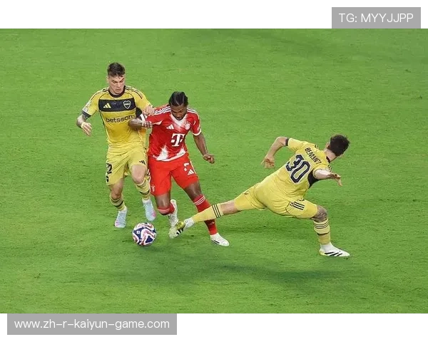 凯恩门前铲射再度得分，拜仁继续领跑